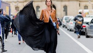 Skirts sun to the floor