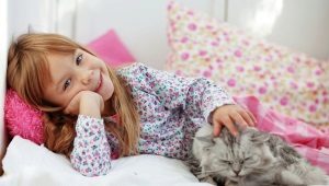 Baby pajamas with velvet