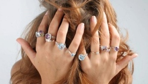 Silver ring with cubic zirconia