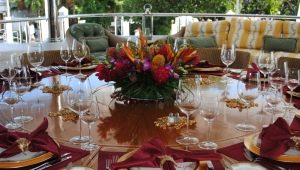 Subtleties of table setting