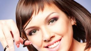 Which bangs fit an oval face?