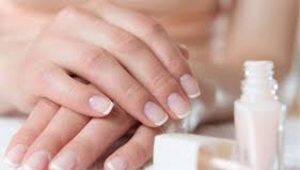 French manicure in beige and milk shades