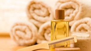 What is the best oil for hair tips?