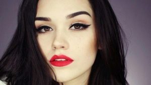 What colors go to brunettes with brown eyes?