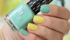 Yellow manicure combined with mint color: current ideas and fashion trends