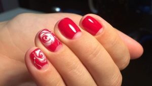 Nail design on wet gel polish