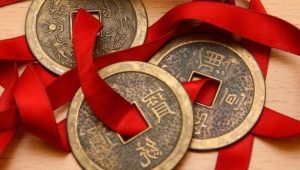 Chinese coins: meaning and practical application