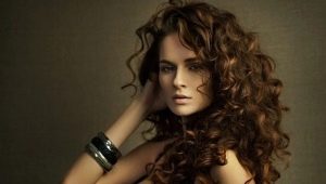 When can I dye my hair after perming?