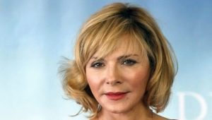 Haircuts with bangs for medium hair for women after 40 years