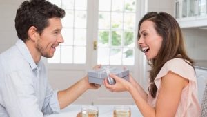 What can I give on March 8?