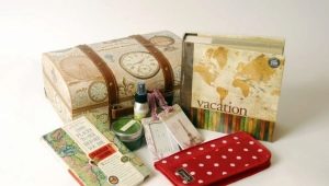 What to present to the traveler?