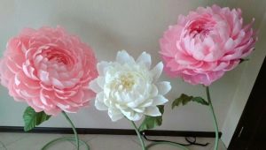 How to make stands for growth flowers?