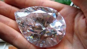 The largest diamond in the world: the history of Cullinan diamond