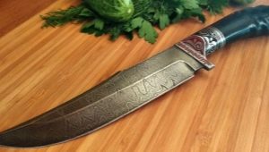 Damascus kitchen knives: features, selection and care