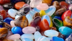 Semi-precious stones: properties, names and subtleties of choice