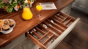 Types of cutlery trays and rules for their selection