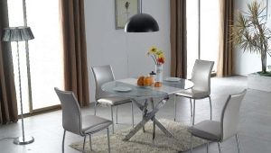 Round kitchen sliding tables: features and selection tips