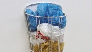 Best ideas for storing bags in the kitchen
