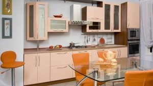 Peach cuisines: design features, color combinations and examples