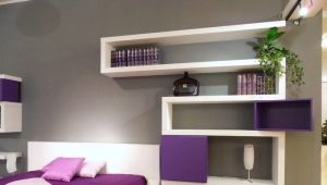 Shelves in the bedroom: varieties, design options and features of choice