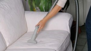 How to clean the sofa from dirt without stains at home?