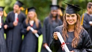 How to indicate education in the resume?