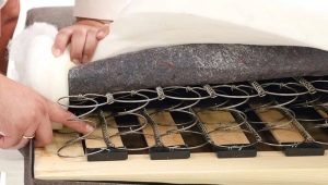 How to replace the spring unit in the sofa?