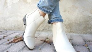 How to wear women's chelsea boots?