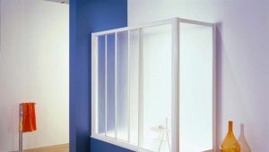 Screens for the bathroom: types, sizes and tips for choosing