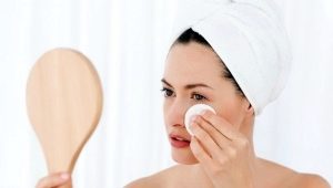 How to remove lamination from eyelashes?