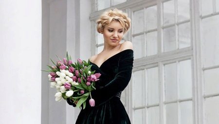 Velvet dresses - a noble image