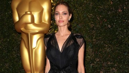 Evening dresses of the stars: the best, spectacular and even candid images