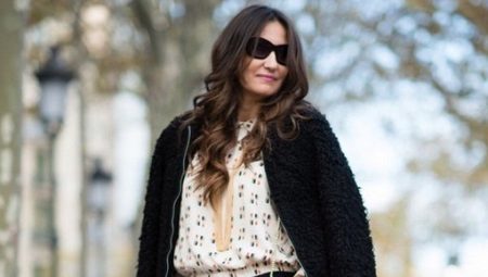 Black women's windcheaters