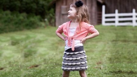 Crochet knitted skirts for girls