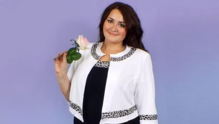 Costumes for overweight women