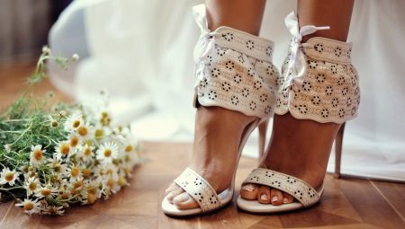 Wedding sandals