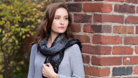 Types of scarves and their names