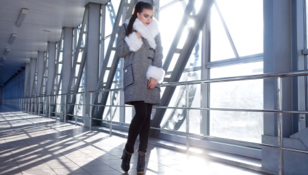 Choose a warm female coat