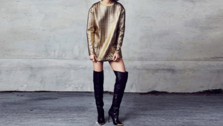 Patent leather boots