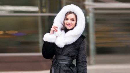 Fur coats Anse