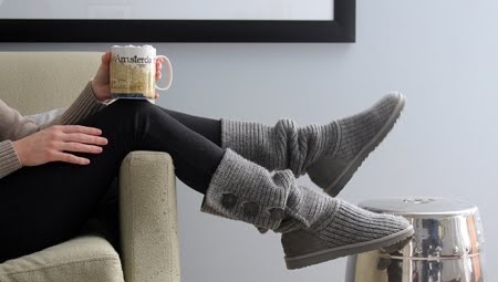 Knitted uggs