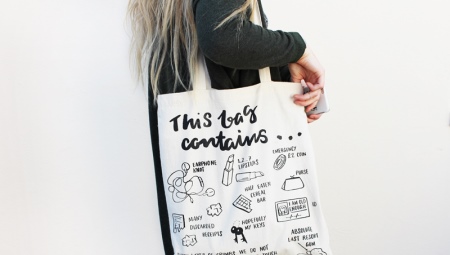 Tote bags