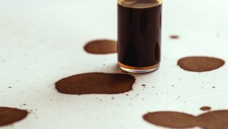 How to remove iodine stains from clothes and furniture?