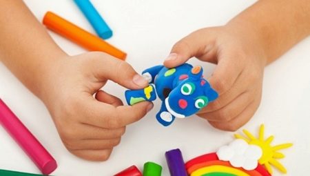 How to remove plasticine from clothes?