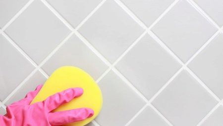 We clean the bathroom: how to clean the seams between the tiles?