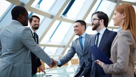 The rules of conduct in the team: features of relationships in the office