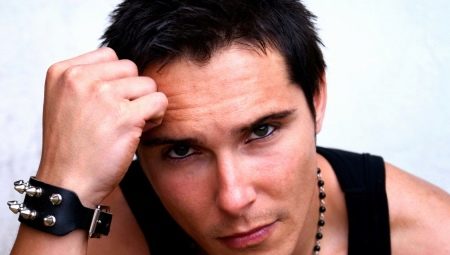 Characteristics of the Aquarian Monkey man