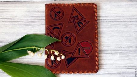 What to give her husband for a leather wedding?