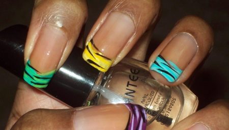 Colored french manicure