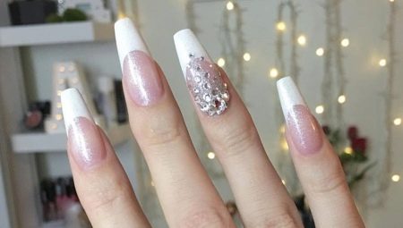 Ideas for creating a white sparkle manicure